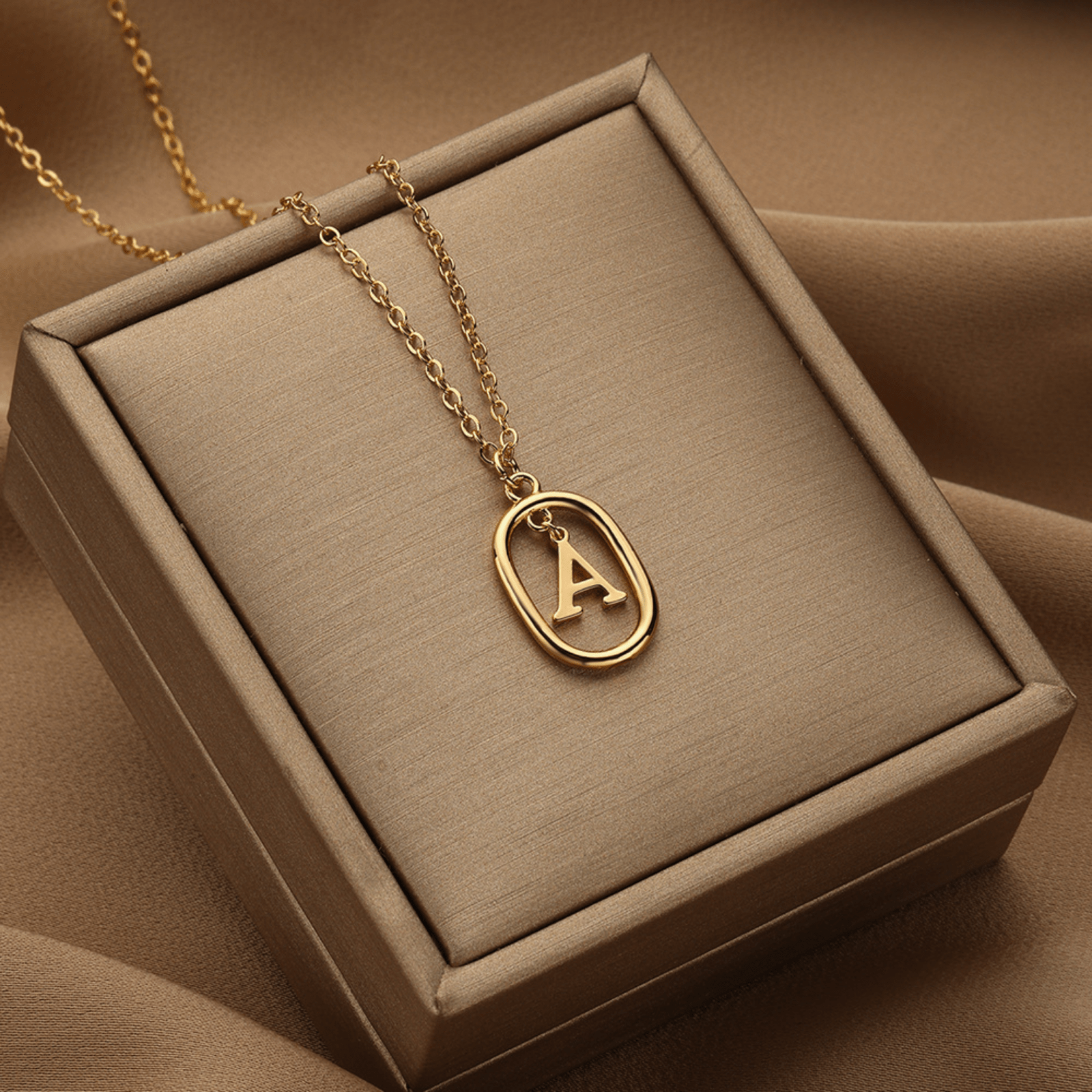 RICCARDI - COLLIER "Alpha Charm" - Riccardi
